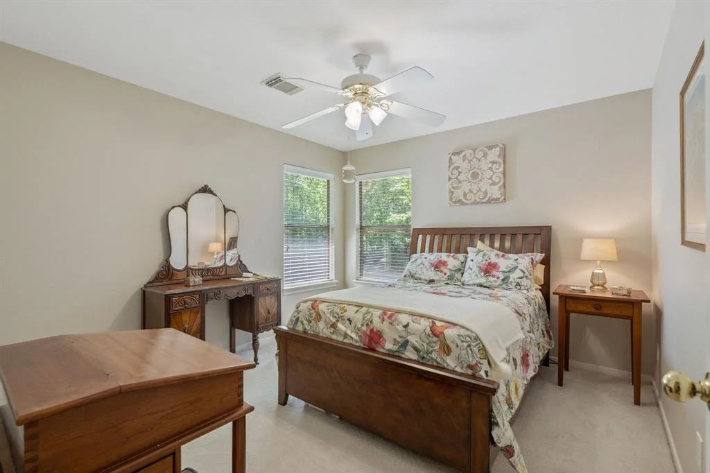 Photo of 143 N Wimberly Way