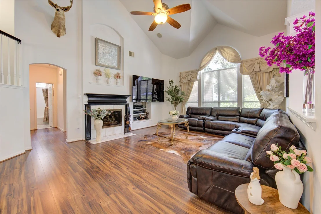 Photo of 16803 Sandestine Drive