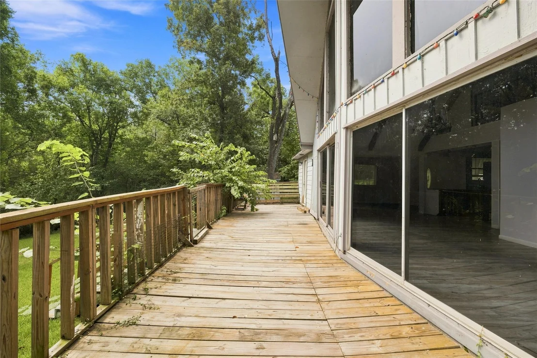 Photo of 761 N Forest Cove Loop
