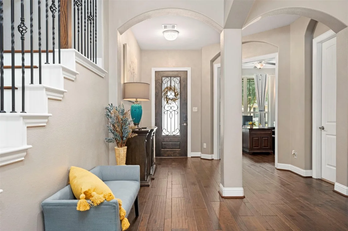 Photo of 9030 Lacombe Lane