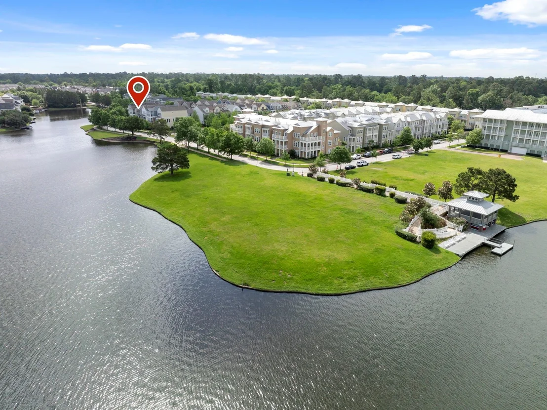 Photo of 262 Breezy Way