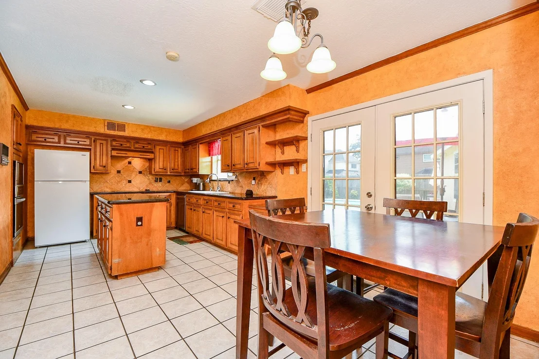 Photo of 1230 Crossfield Drive