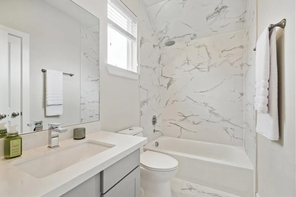 Photo of 3049 Hicks Street