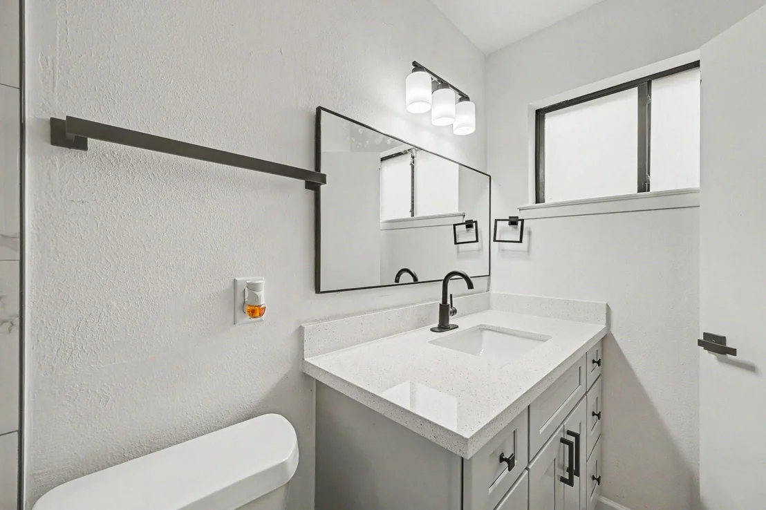 Photo of 7607 Grape Street