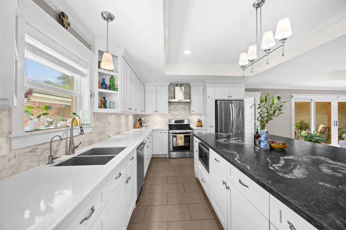 Photo of 11111 Atwell Drive