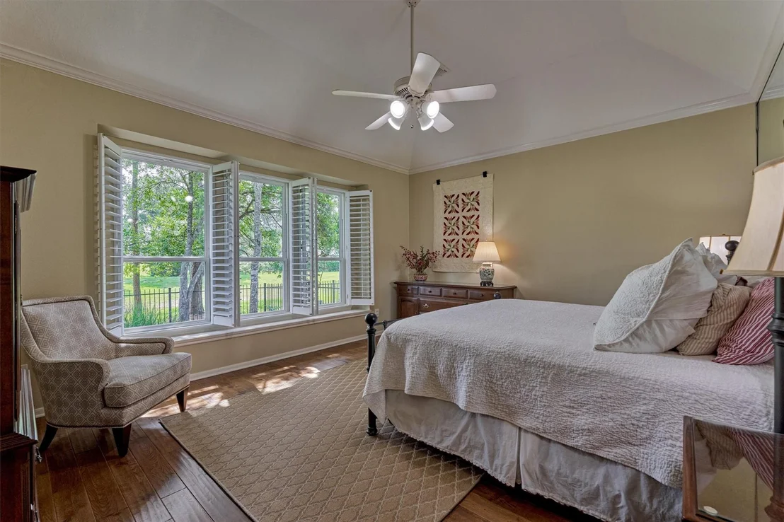 Photo of 46 N Copperknoll Circle