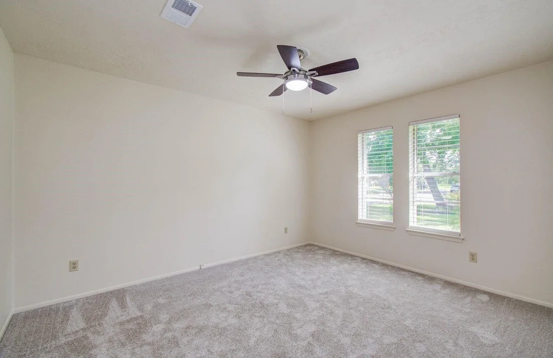 Photo of 7902 White Swan Drive