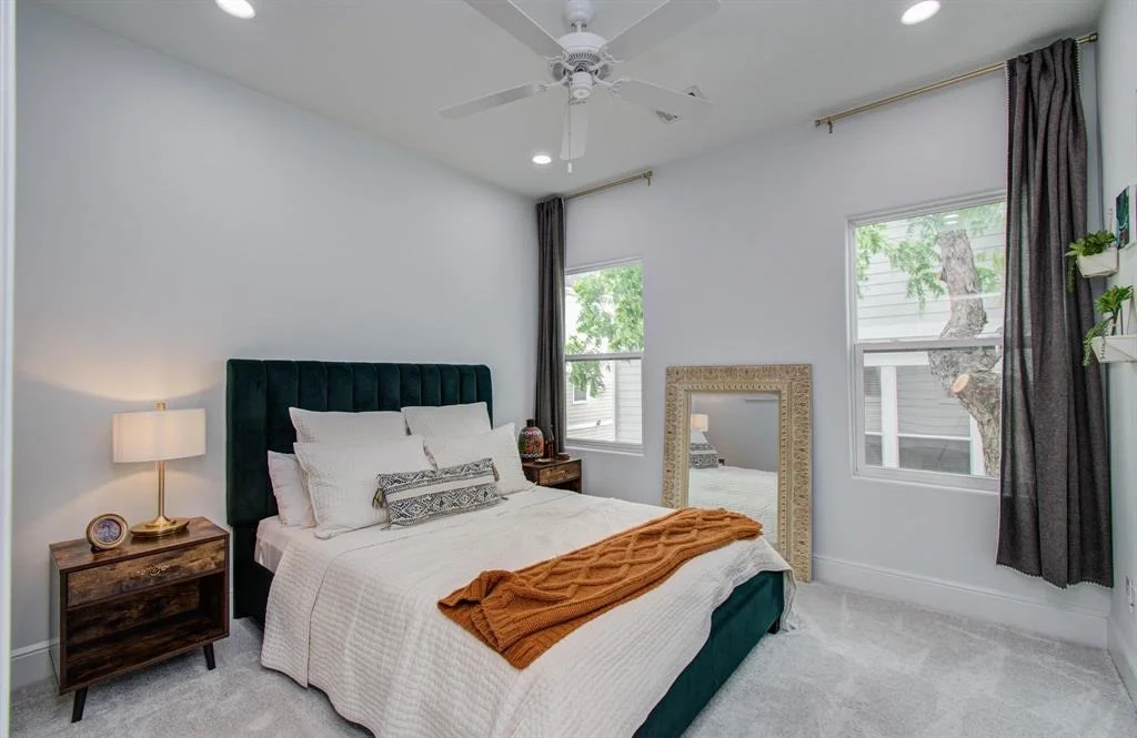 Photo of 3211 Jackson Street