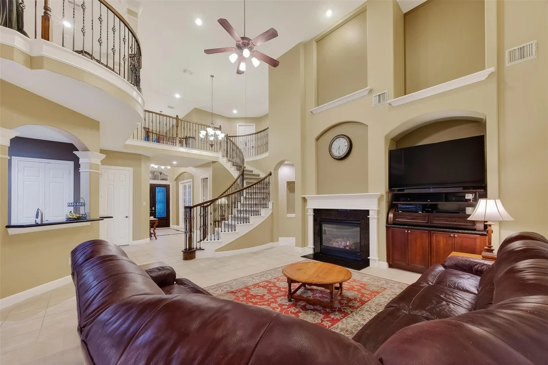 Photo of 14327 Norhill Pointe Drive