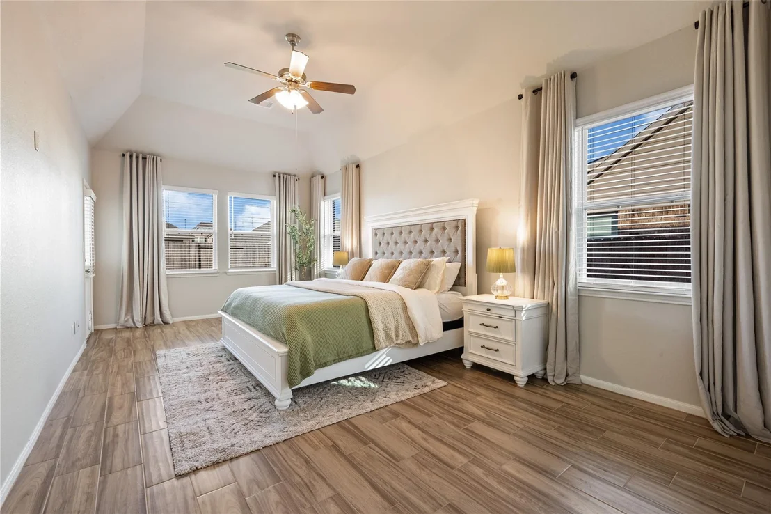 Photo of 119 Comal Drive