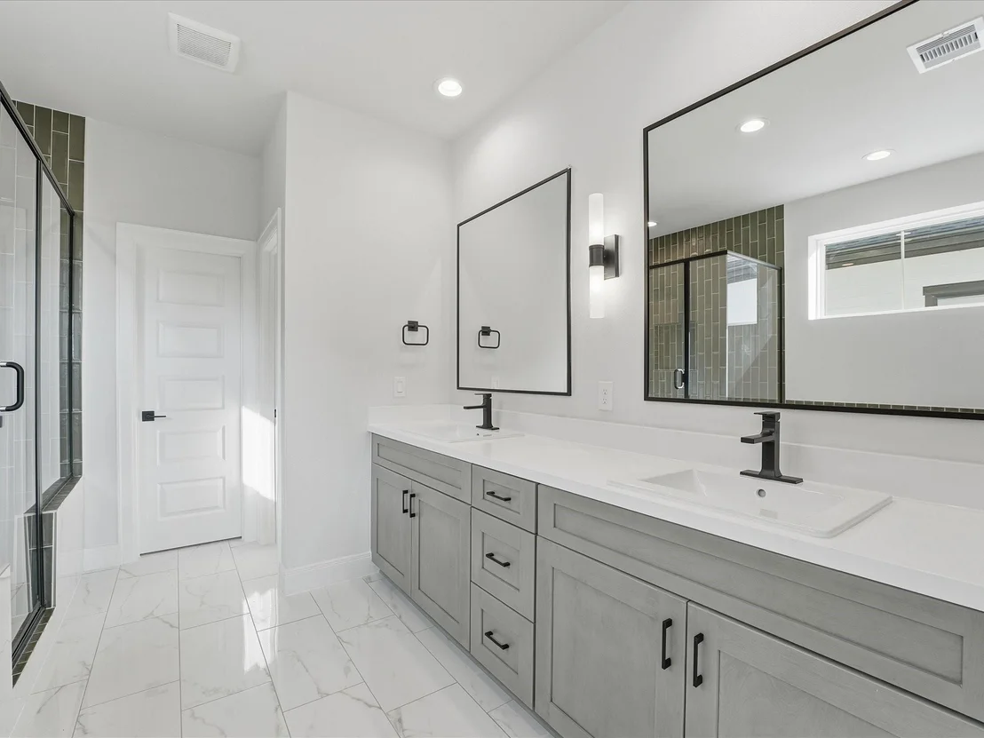 Photo of 9211 Fort George Street