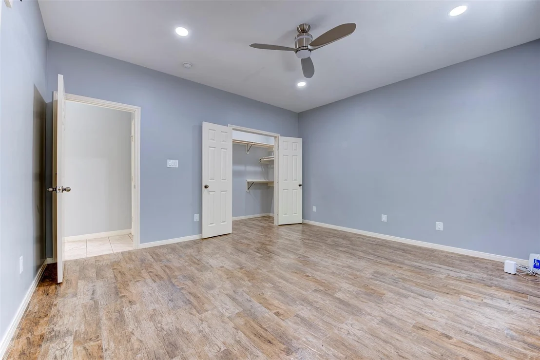 Photo of Unit D at 34 Waugh Drive