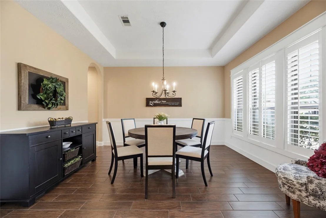 Photo of 6039 Whispering Lakes Drive