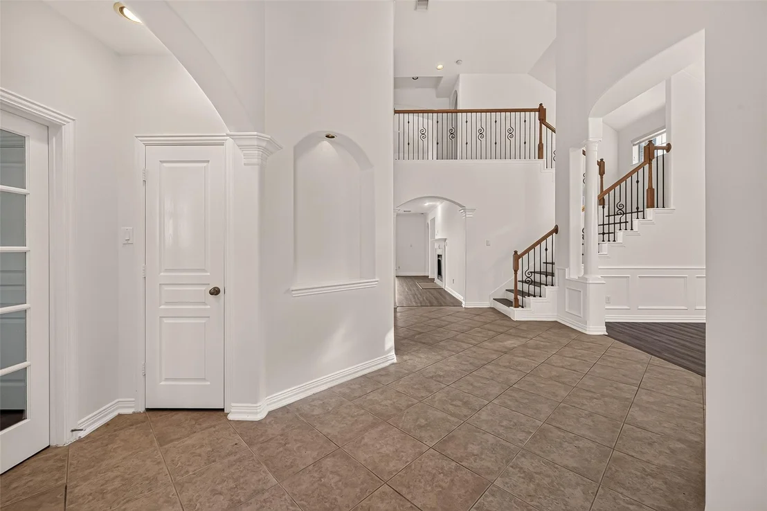 Photo of 18103 Blues Point Drive