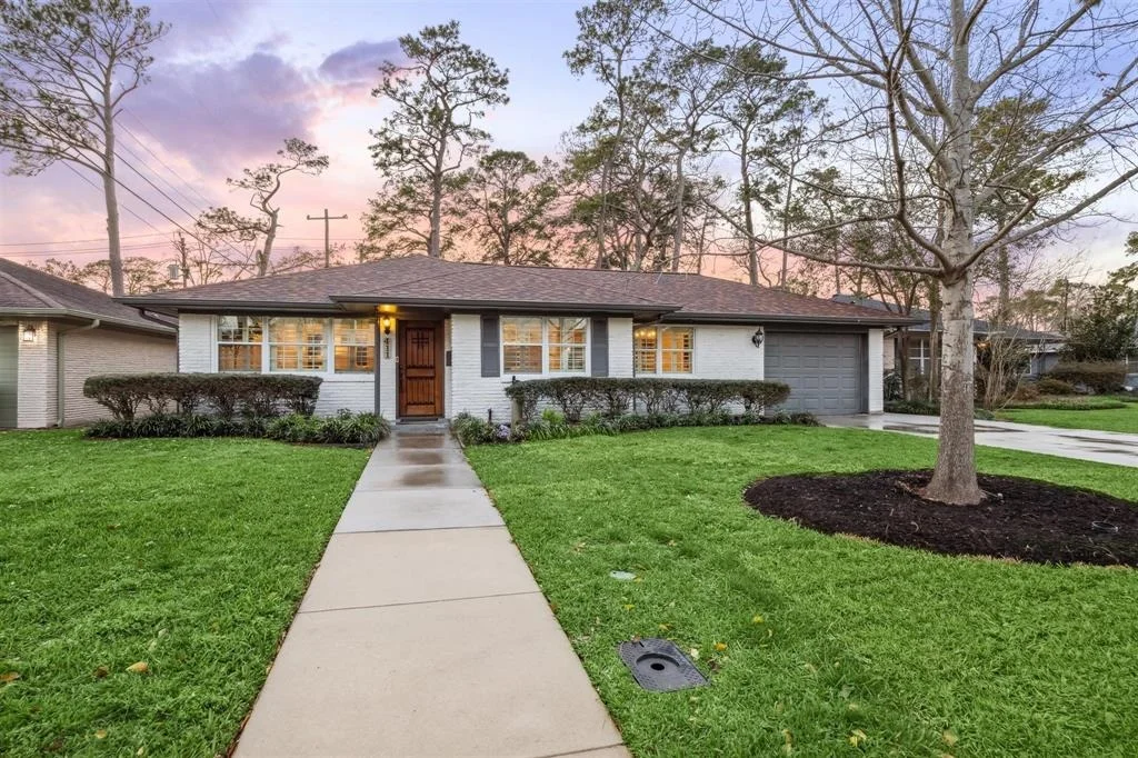 Photo of 411 Azaleadell Drive