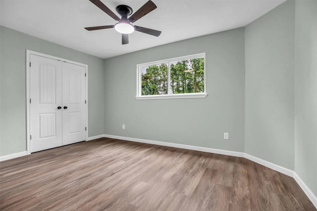 Photo of 24614 Moorgate Lane