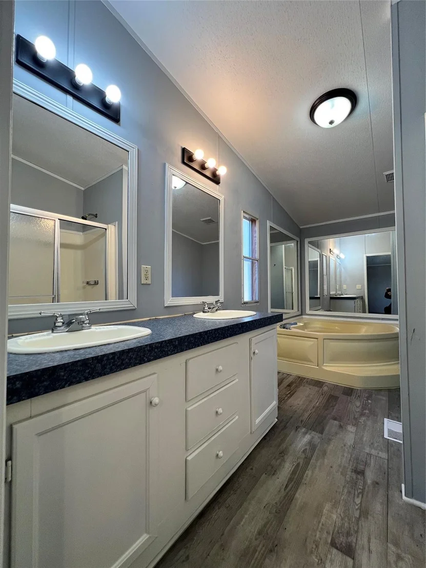 Photo of 16105 Lone Star Ranch Drive