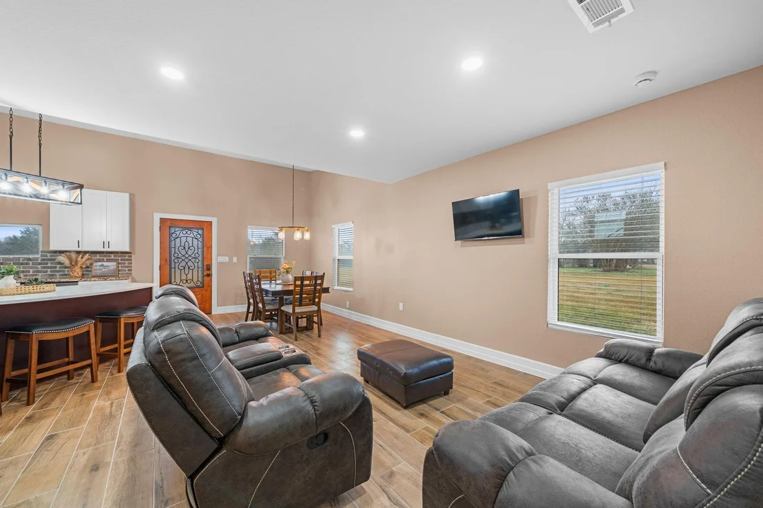 Photo of 4011 County Road 219