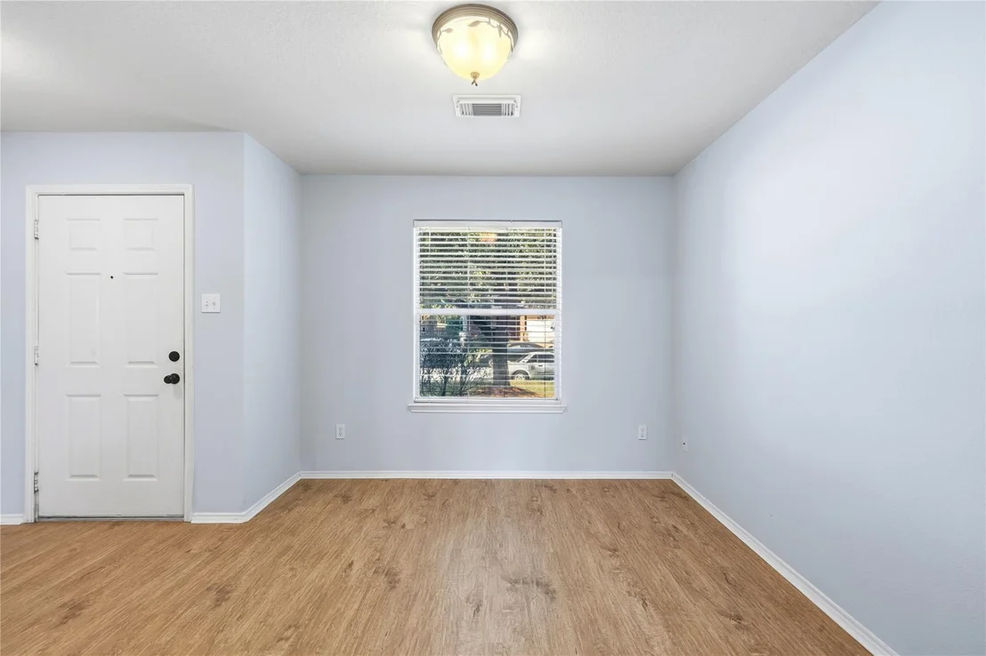 Photo of 606 Kiley Drive