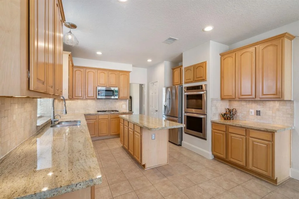 Photo of 11111 Hillside Glen Trail
