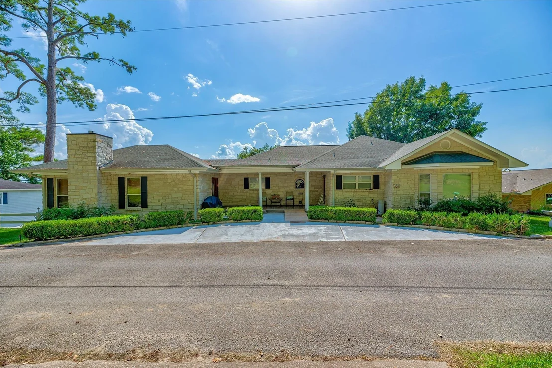 Photo of 172 Cedar Lane