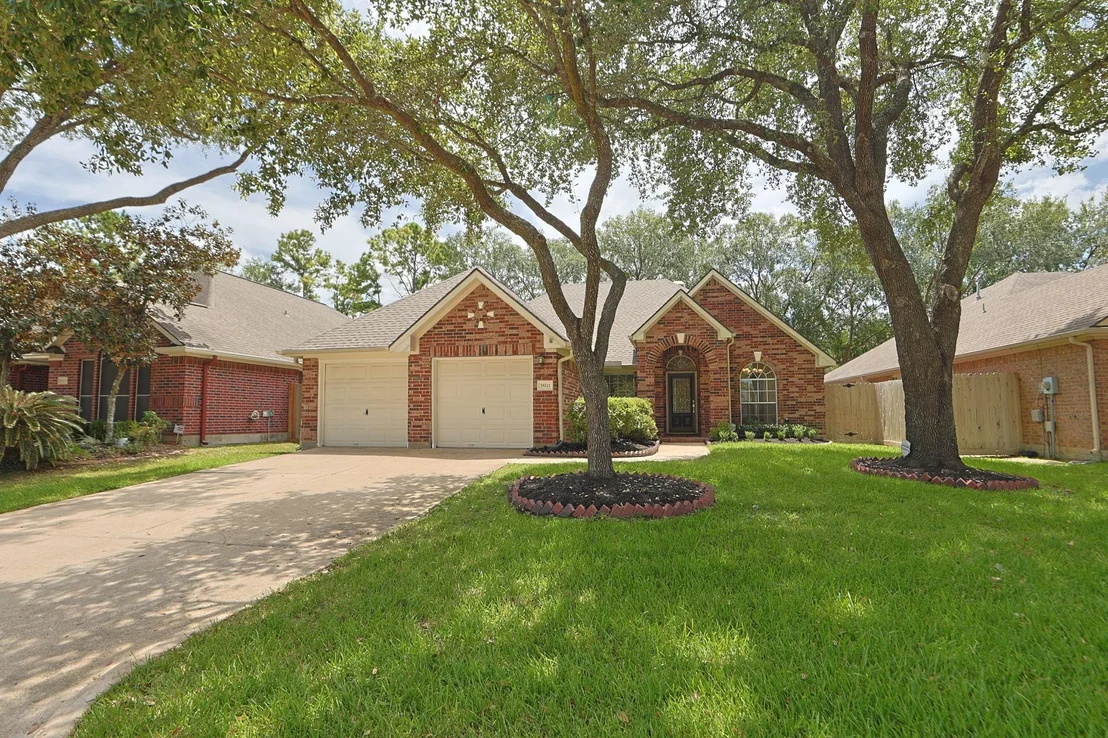 Photo of 18111 Brookes Bend