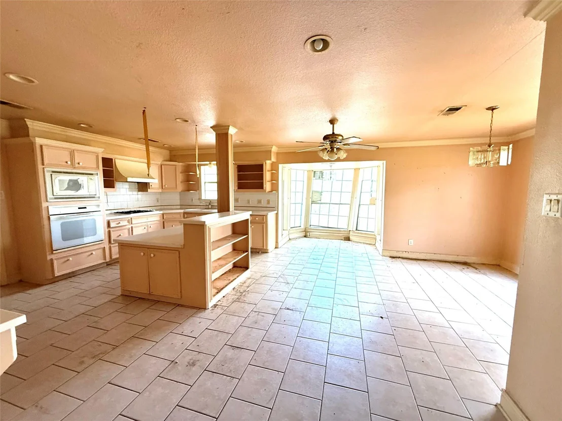 Photo of 15696 Westgate Road