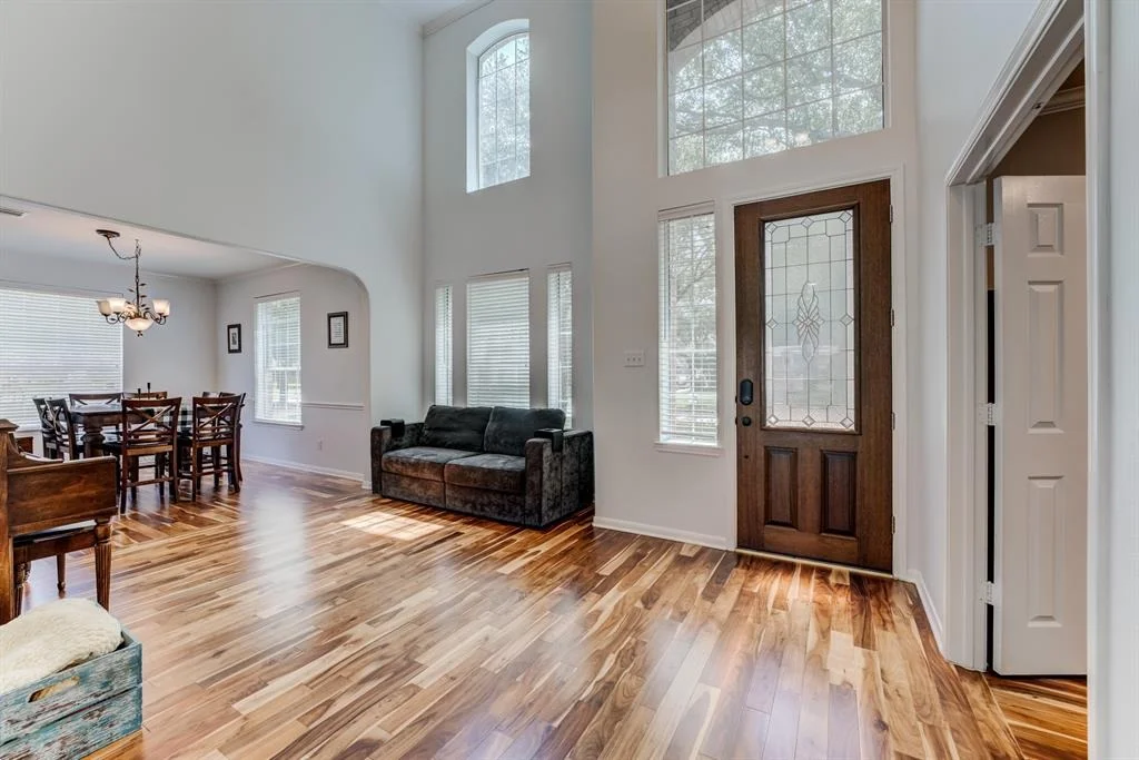 Photo of 10811 Silverado Trace Drive