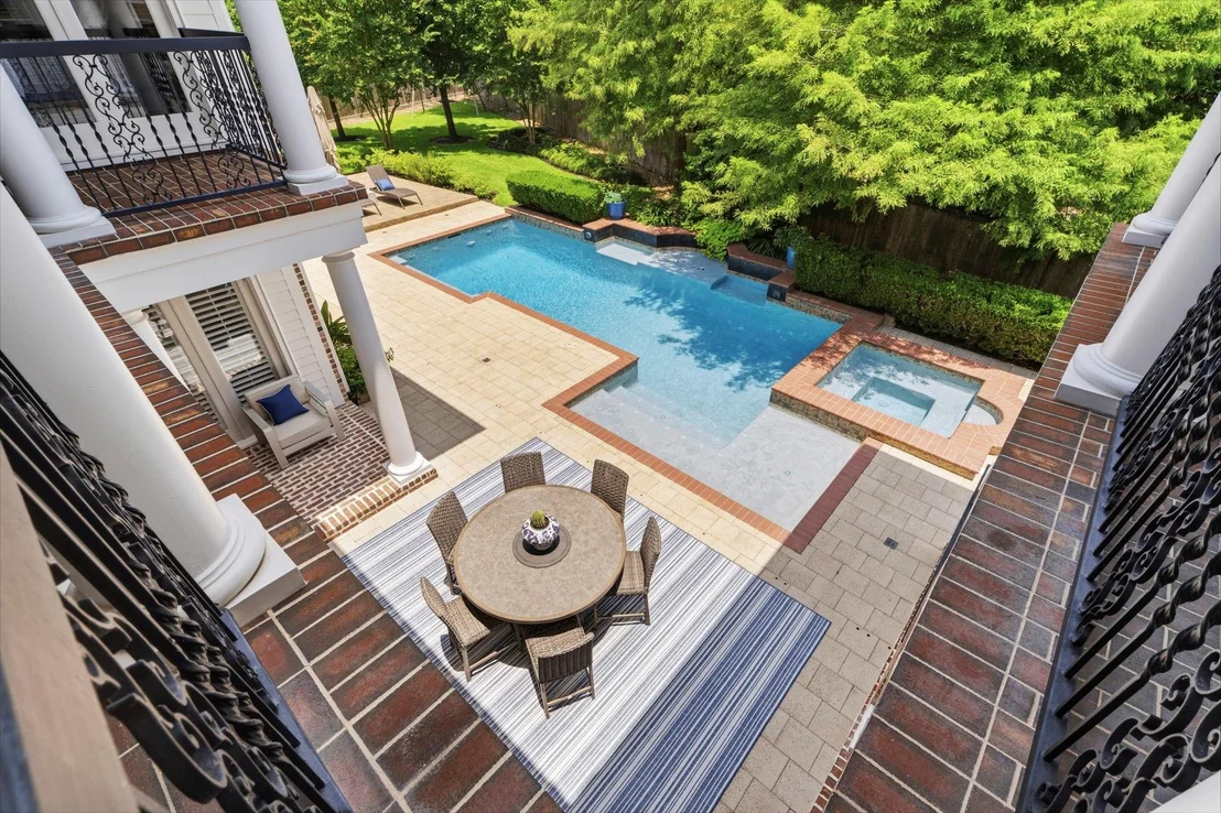 Photo of 18 Dappled Sun Place