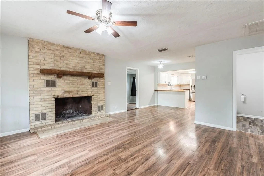 Photo of 1124 Timber Elm