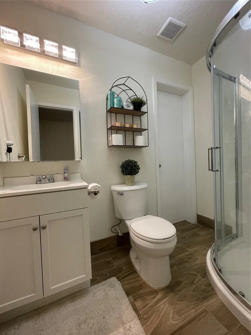 Photo of 12133 Sharpview Drive