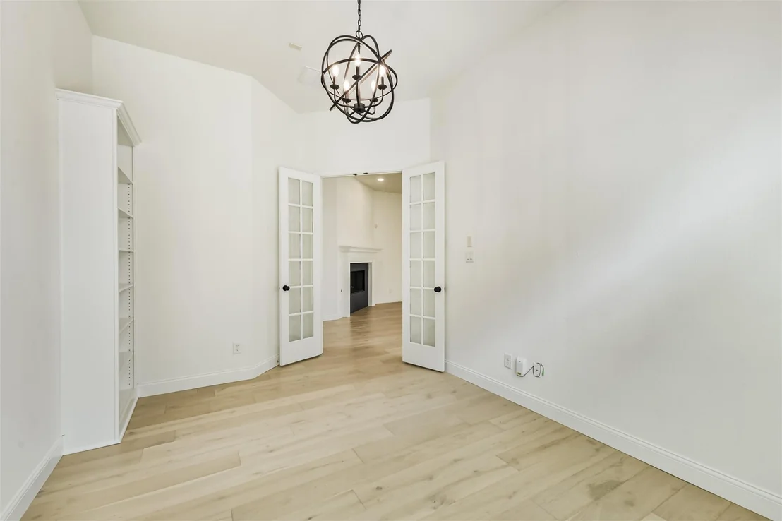 Photo of 8153 Threadtail Street