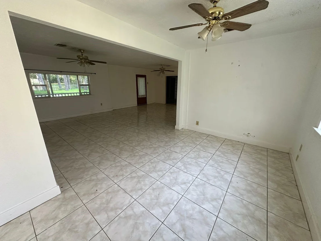 Photo of 377 Hostetter Road