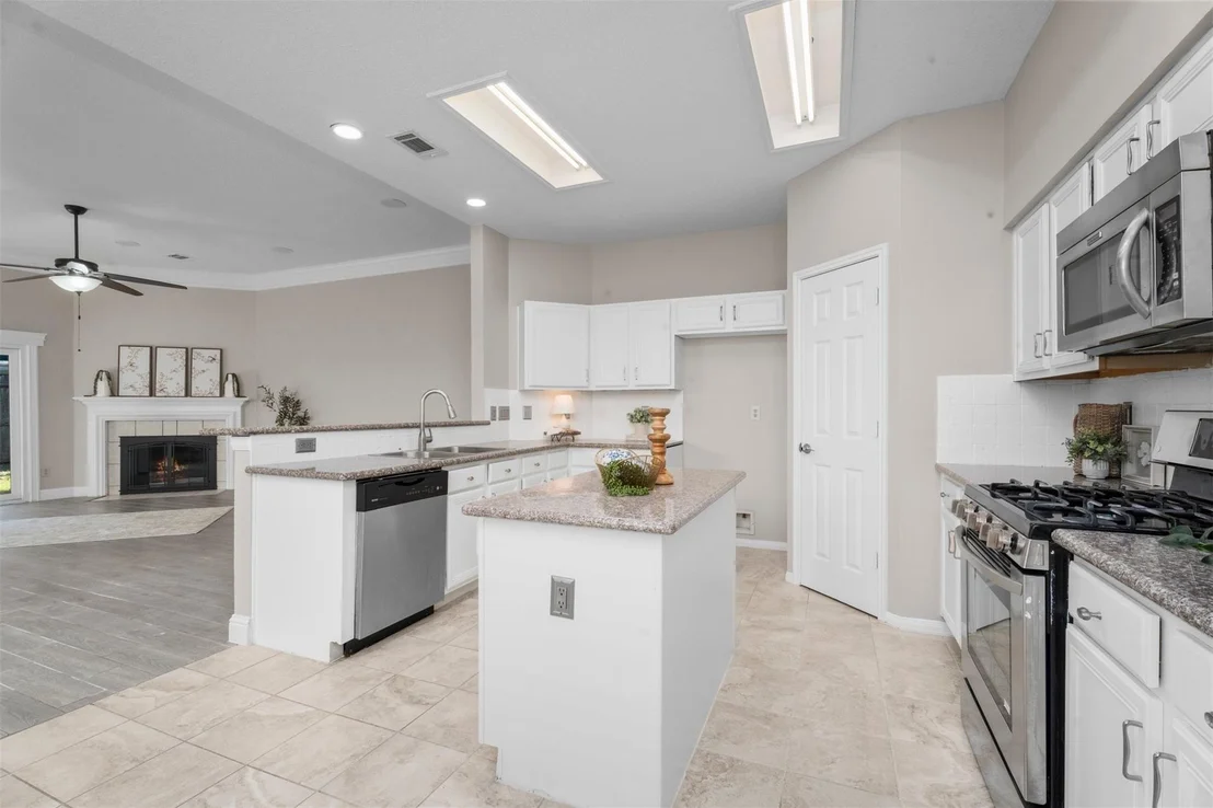 Photo of 2909 Veva Drive