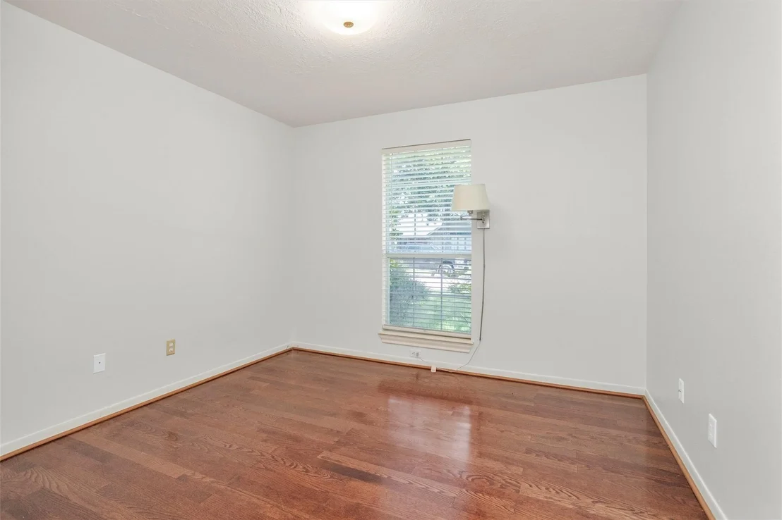 Photo of 10 Brewster Street