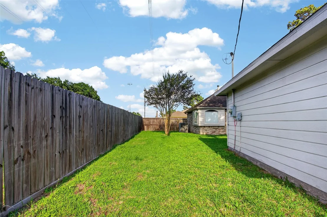 Photo of 2807 Travick Lane