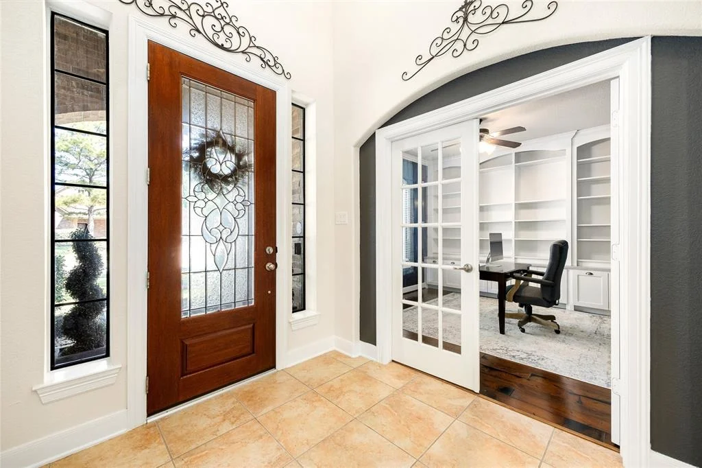 Photo of 17422 Ebeys Landing Ln Lane