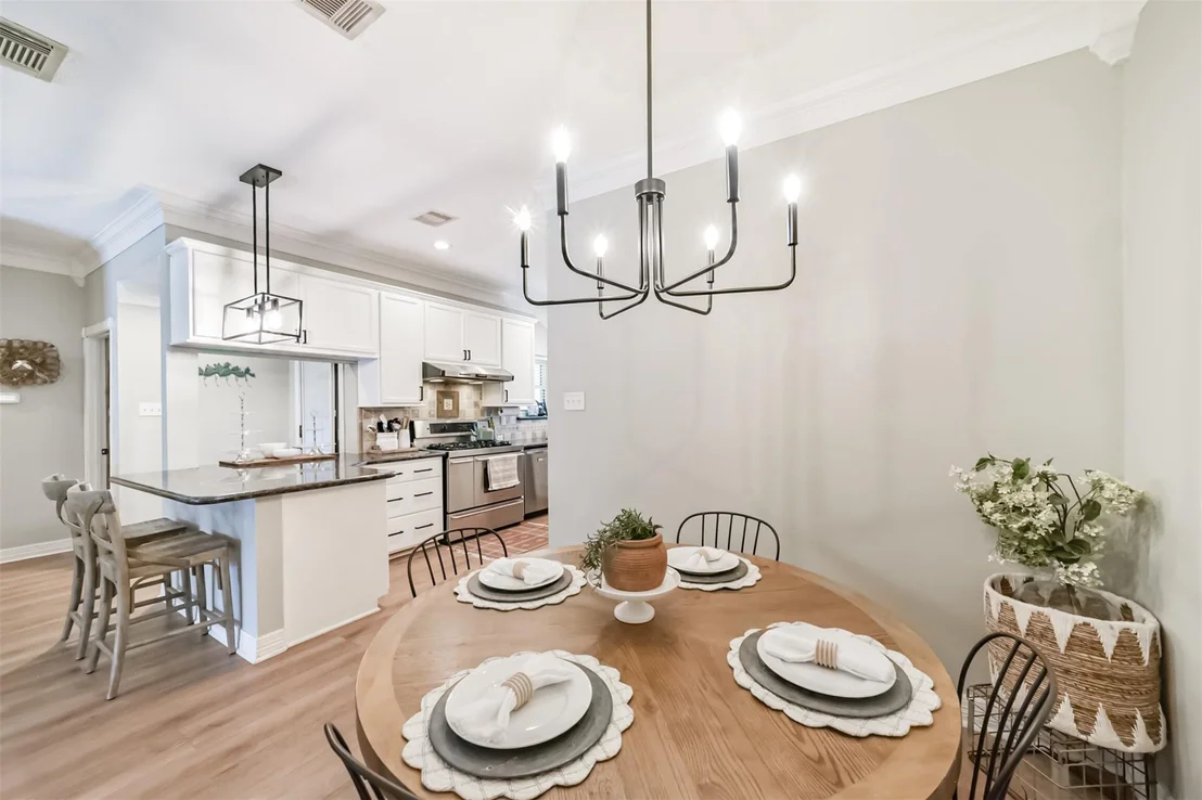 Photo of 1422 Roosevelt Drive