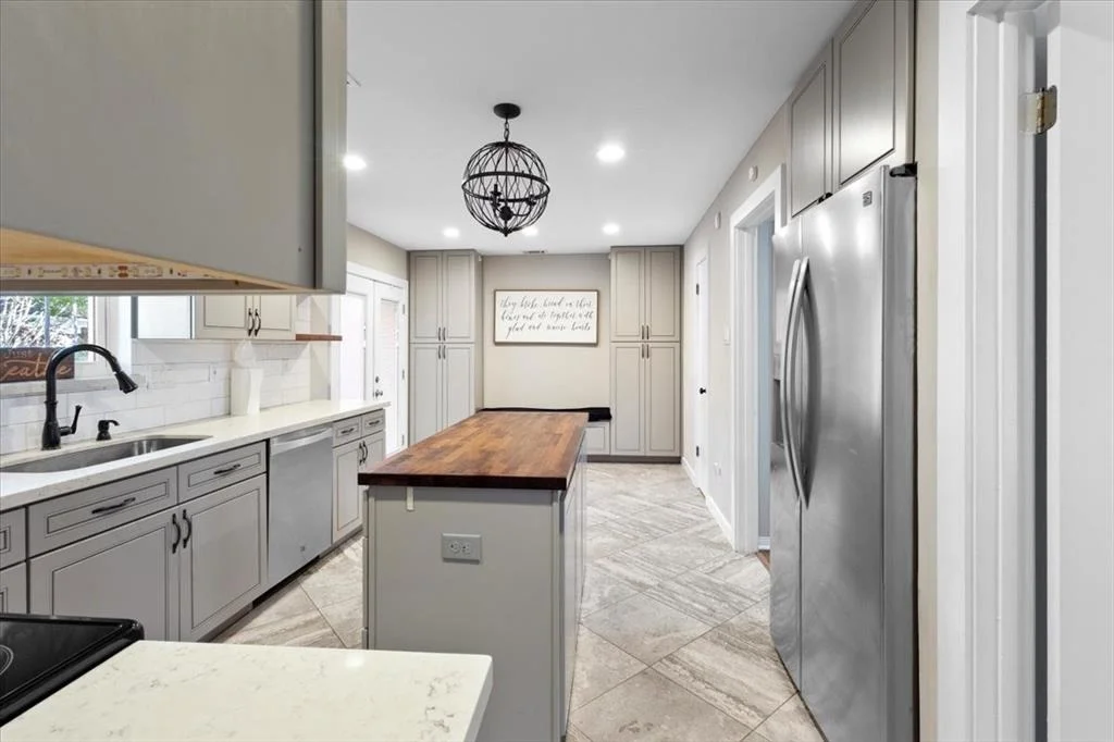 Photo of 1015 Oxborough Drive