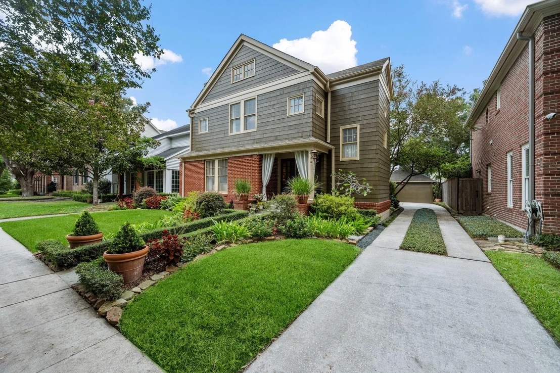 Photo of 2714 Centenary Street