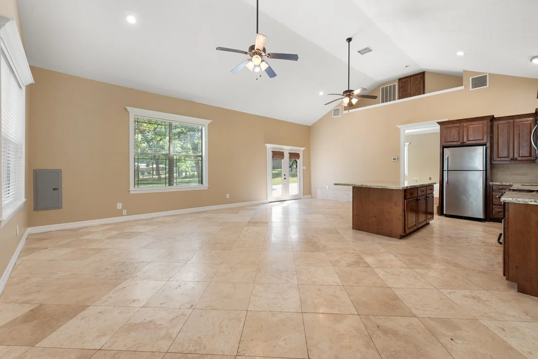 Photo of 1264 Matthews Way