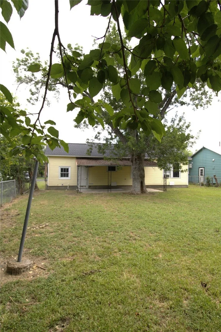 Photo of 1109 Manor Drive