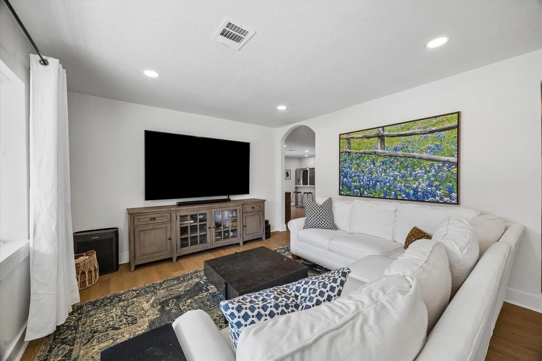 Photo of 2018 Libbey Drive