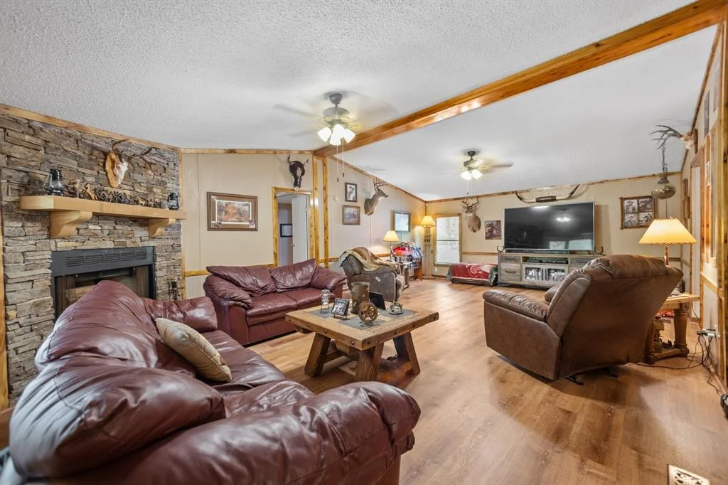 Photo of 232 N Oak Hill Drive