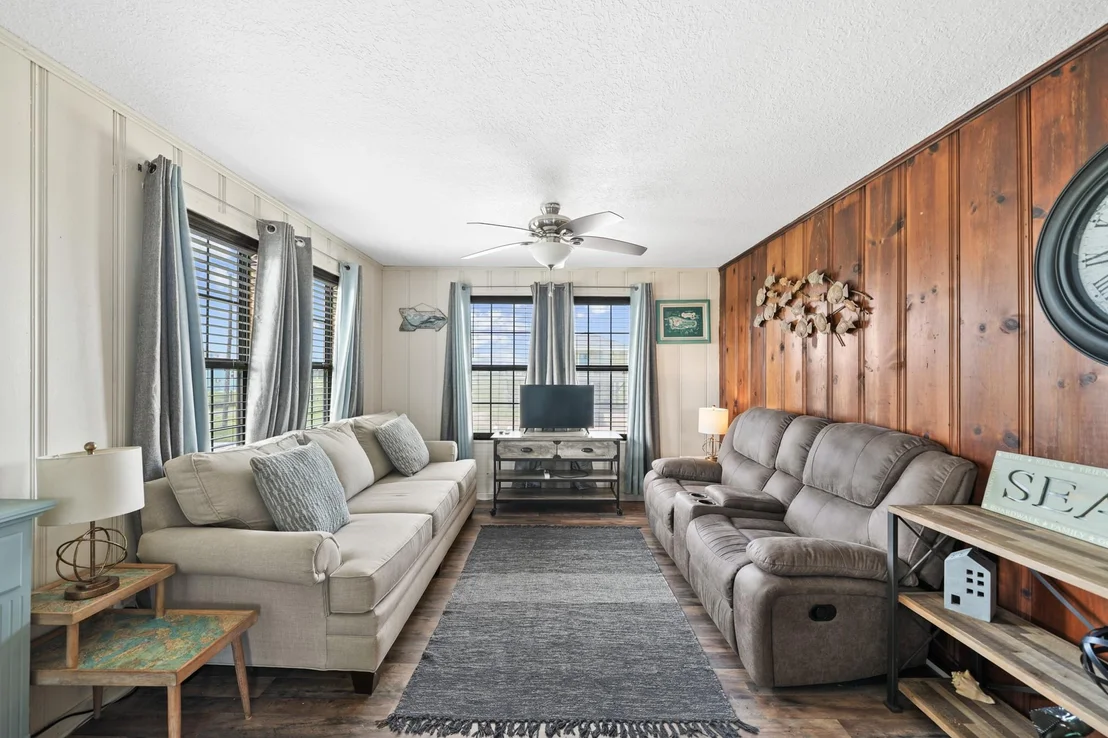 Photo of 714 Caisson Street