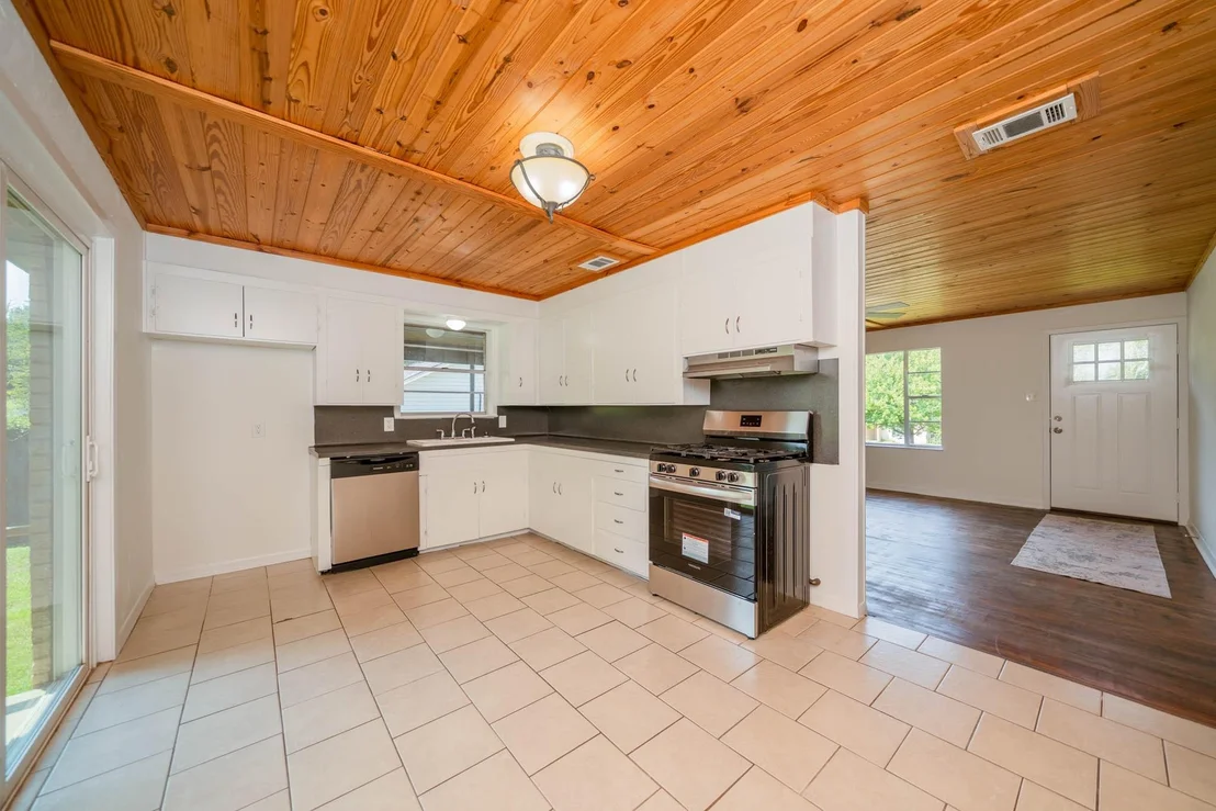 Photo of 818 Bean Ave
