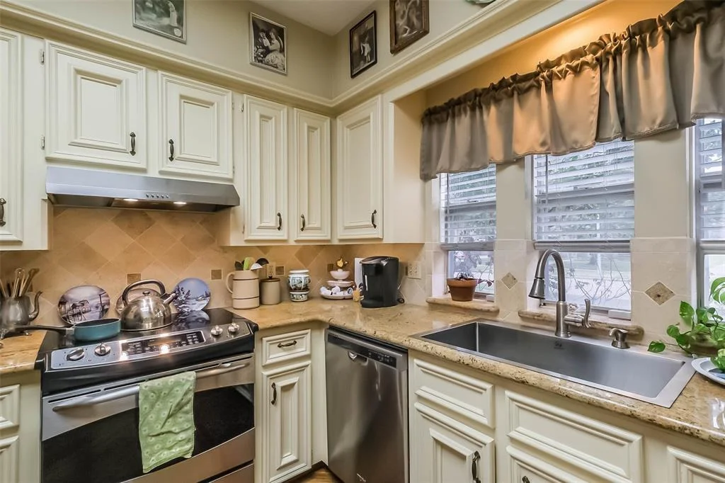 Photo of 8866 Chelsworth Drive