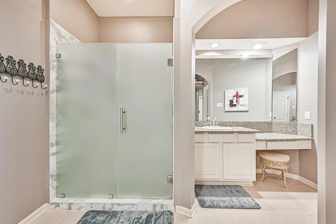 Photo of 3318 Silverbrook Lane