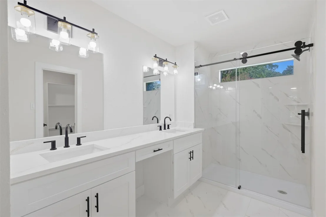 Photo of 8119 Pine Green Lane