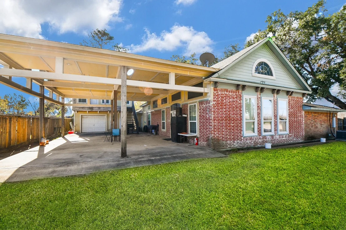 Photo of 5030 Peek Road